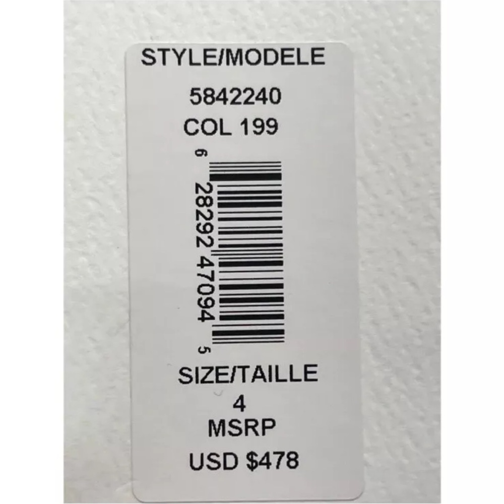 NWT AMUR X REVOLVE Sleeveless VNeck Pleat Romper Women's Size 4 Floral - Picture 8 of 11